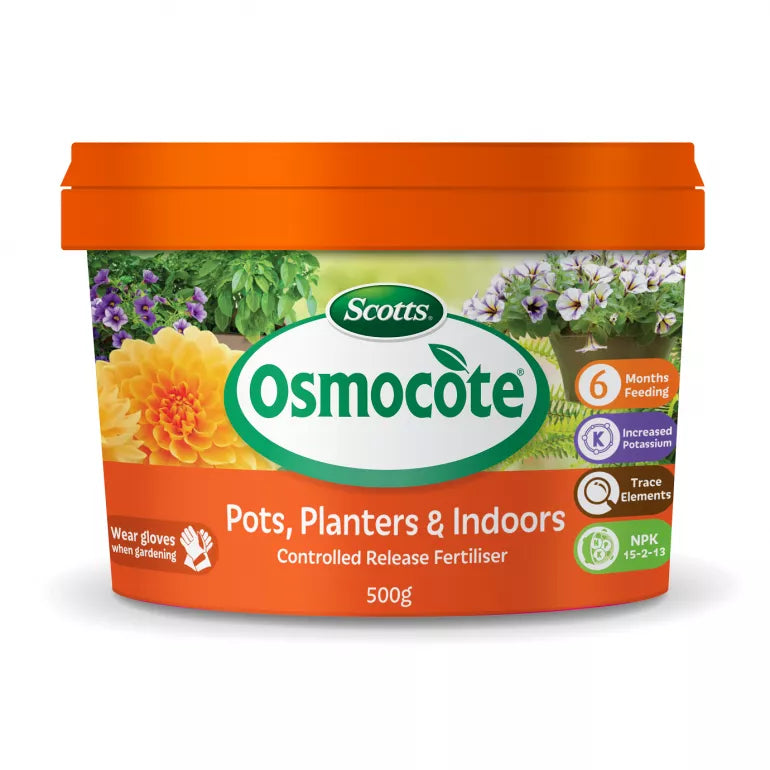 Front view of Osmocote slow release fertiliser tub 500g